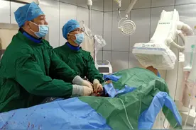 我的援藏故事⑮｜杨德雨：以仁爱之心守护雪域百姓健康图片