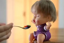 秋冬儿童咳嗽高发，过早止咳会掩盖病情，症状反复需寻找病因图片