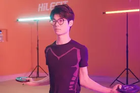 PEL夏季赛开赛 面向社会的首个电竞健身课程上线图片