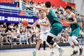 重庆大学生篮球创历史最好成绩 重庆文理学院拼下CUBA第八名图片