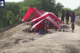 探访巴基斯坦洪灾重灾区 巴民众感激中国慷慨援助图片