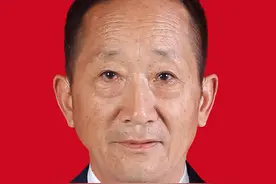 “出彩河南人”2022最美教师事迹简介图片