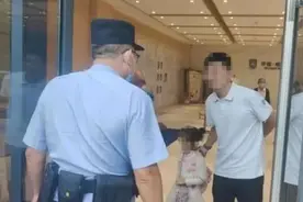 杭州爷爷头一回送孙女上学，幼儿园居然报警了！连5岁孙女都忍不住吐槽图片