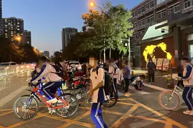 揪心！青少年骑行事故多发，家长孩子都需提升安全意识图片