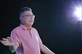 对话捐献遗体的知名法医刘良：追随父母，担心亲人反悔执行人是学生视频封面