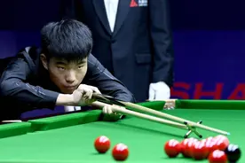 冠中冠赛范争一爆冷擒罗伯逊 连续两场进四强图片