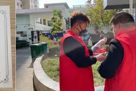 做社区的“好邻居”郑州房产经纪人变身抗疫志愿者图片