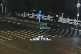 女子半夜醉酒迷路 民警安抚平安送回图片