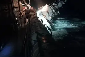 泰国沉没军舰仍有33人未获救，泰总理巴育：正调集各方力量搜救图片