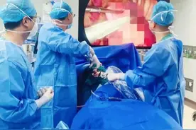 深圳男子肺部“长疱”导致气胸，在坪山行胸腔镜微创术后康复图片