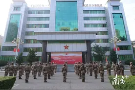 开训动员“战味浓”，清远军分区新年度军事训练号角吹响图片