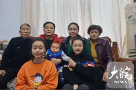 三孩家庭的“酸甜苦辣”｜压力与幸福同在图片