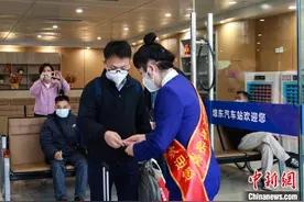 广西到越南国际班车恢复运营图片