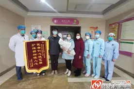 护卫生命的希望，出生体重仅700克的超早产宝宝顺利出院图片