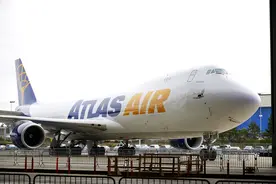 最后一架波音747交付，这场辉煌源于一场发动机“豪赌”图片