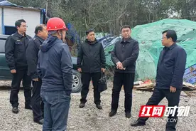 湘西州生态环境局调研保靖县生态环境保护工作图片