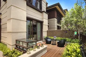 干挂石材+准现房！之江纯叠墅入场，肉眼可见的经费燃烧图片