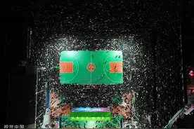 当“村BA”遇上CBA，今夜中国篮球交相辉映图片