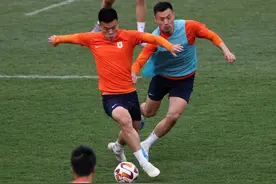 泰山队35人大名单确定，明日出征上海图片