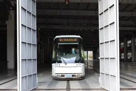 见证张江的“速度”与“激情”，来看这位驾驶员的故事图片