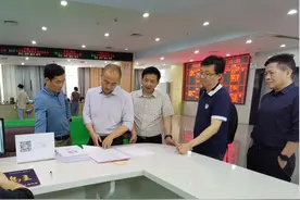 胡彬彬调研人社工作图片