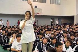 不舍、祝福、难忘……德州二中2023届毕业典礼举行图片