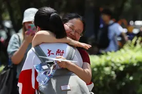 多图直击高考首日｜史上人数最多高考拉开大幕图片