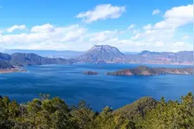 自驾经过泸沽湖景区要买门票？当地回应图片
