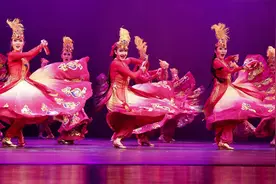 2023年北京市大学生舞蹈节闭幕 全市57所高校2700余名大学生参演图片