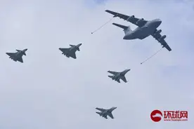 运油-20与歼-20、歼-16“同框”！中国“军机天团”亮相长春图片