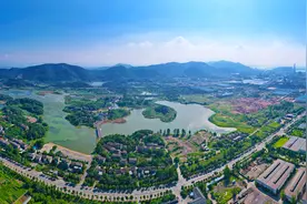 新时代中国调研行·长江篇|湖北黄石：“断腕”治污成效显 芳草碧波共白鹭图片