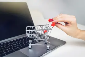 跨境电商繁荣背后：低价竞争、被挤压的中间商和“绝地反击”的产业带丨2023年中出海调研图片