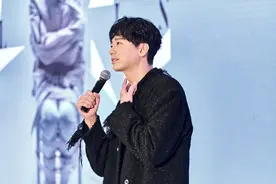 苏见信启动“尽兴而活”巡演，接受记者专访透露演唱会细节图片