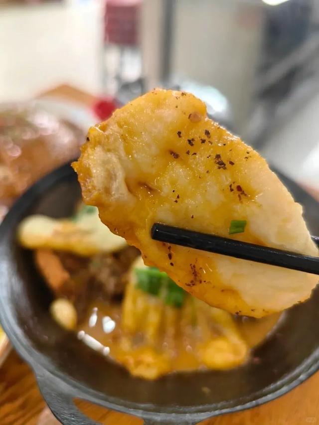 秋光正好，栖霞来邀