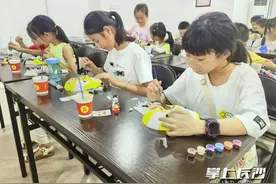 非遗脸谱跨越千年来“相聚”图片