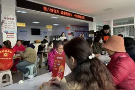 腊八蒜香暖邻里 文化传承润心田图片