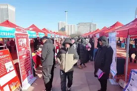 线上线下超20万人次关注！临沂2025春风行动招聘会人气爆棚图片