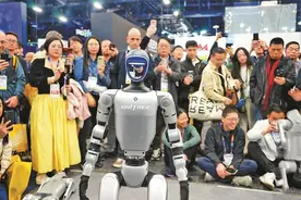 世界厂商扎堆冒尖 中国厂商勇立潮头 具身智能机器人迎来全球“检阅”图片