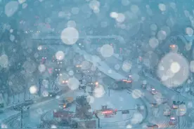 新能源汽车遇到寒潮、雨雪怎么办？图片