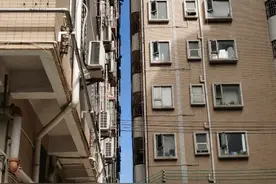 发现房屋倾斜及时介入处理 深圳龙岗一“楼歪歪”站直了图片