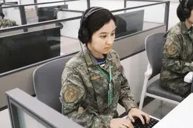 通信女兵“娜扎”，比武第一！图片