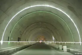 仅剩数米！世界最长高速公路隧道全线贯通进入倒计时图片