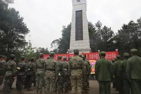 我们的节日·清明 | 融水军民共缅先烈 清明祭扫传承红色基因图片