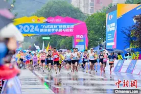 5000名跑者竞速千年古城 品隋唐意韵享文化之旅图片