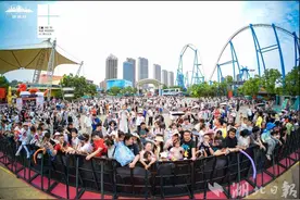 “武汉话动物园”五一上线  欢乐谷100余场国潮演艺开启昼夜狂欢图片