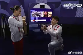 双喜临门！夺冠后，黄雅琼被男友刘雨辰求婚图片