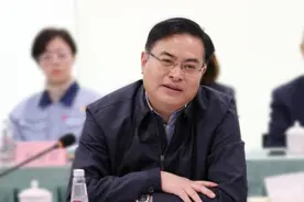 空缺近四个月后，上海医药新董事长上任图片