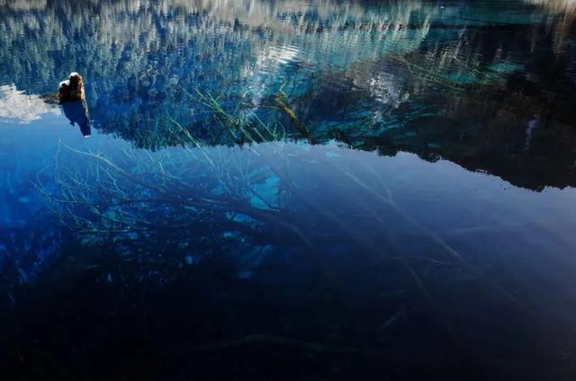 每个景区都有烤肠,凭什么九寨沟的烤肠火了?