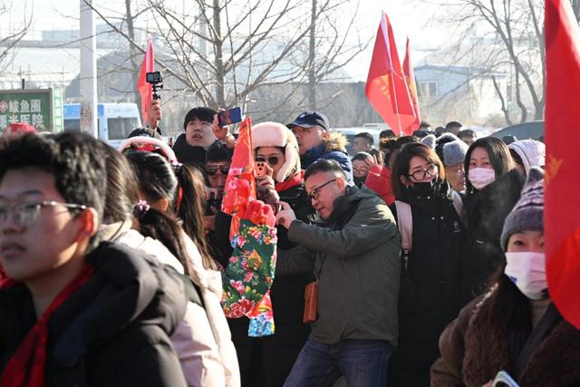 山海有情 冰雪辽宁丨告别“猫冬”！在辽宁体验滑雪、温泉、赶集的“三重快乐”