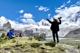 《雪域高原那一抹绿》拍摄背后：焦波带团队在日喀则蹲守80天图片